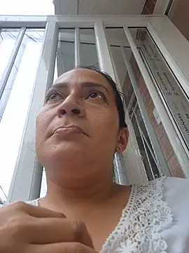 Dr_Edna_naughty live