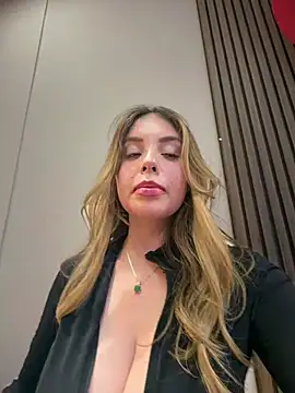 alirawrz stripchat