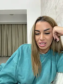 KirstieVegas live sex cam