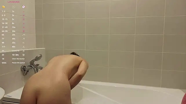 dongmoolt (F teen) - take off the panties  and run a bath