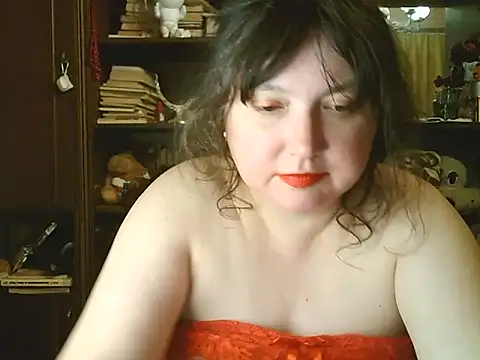 CarrieQPeach webcam