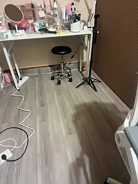 Mina048 webcam