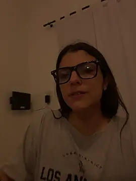 lilylovelesss webcam