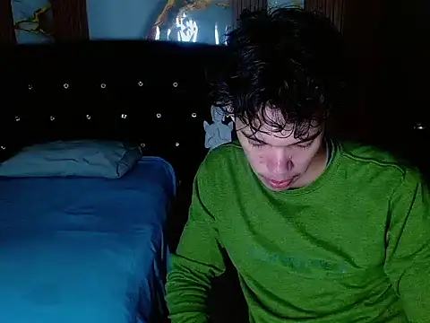 haku_nayro webcam