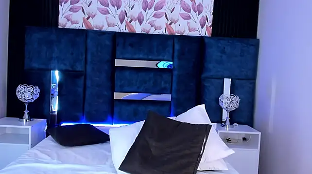 AmmyJones_ webcam