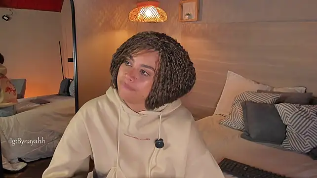 nayah__