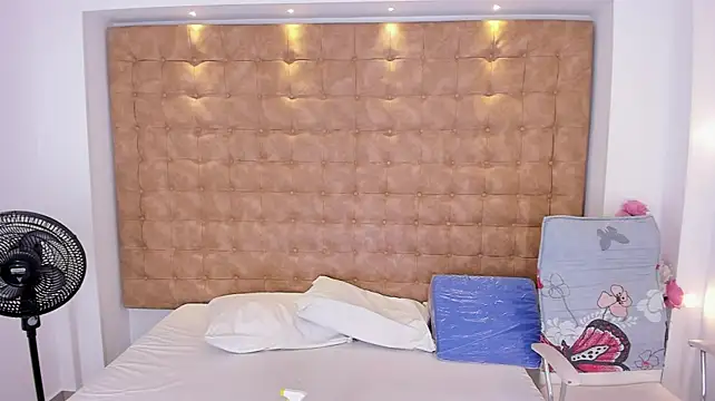 violet_giraldo webcam