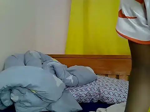 Zuri_zainab webcam