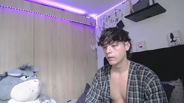 santiago_kiler (M young) - Play With My Cock