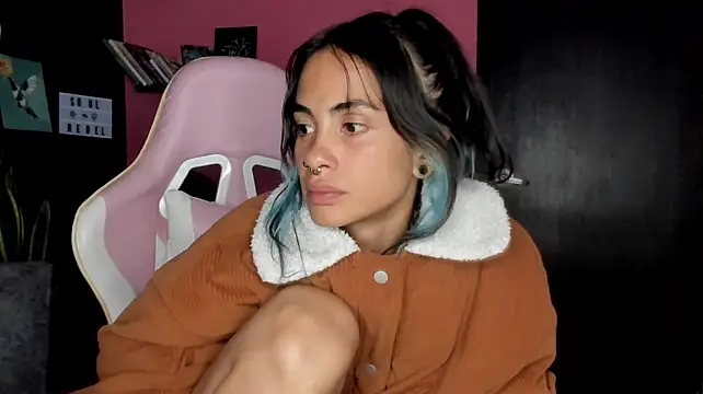 azula_lillet live cam on StripChat