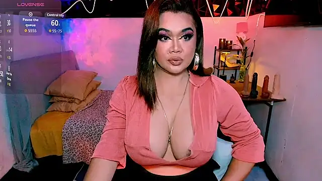 asiankatyhuge