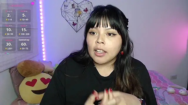 EllieMoonX webcam