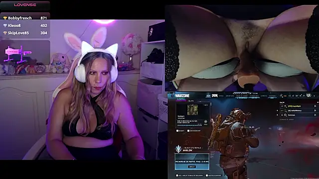 Angie-night webcam