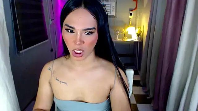 Emilda_Slut webcam