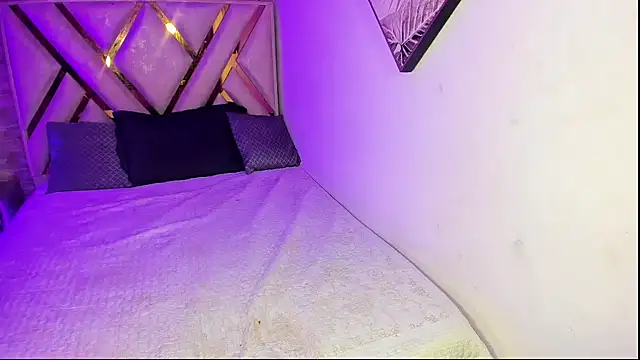 Little_ebonyx webcam