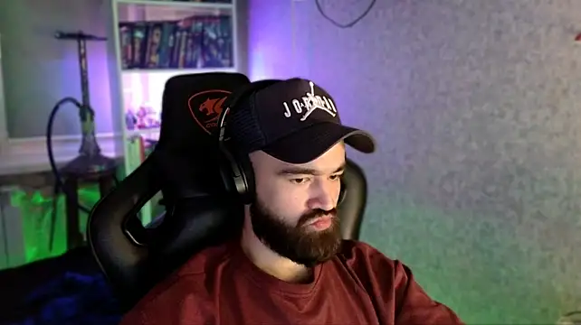_Serious_Man webcam