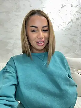 KirstieVegas