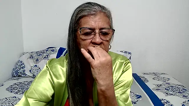 candy_mature_ live cam on StripChat