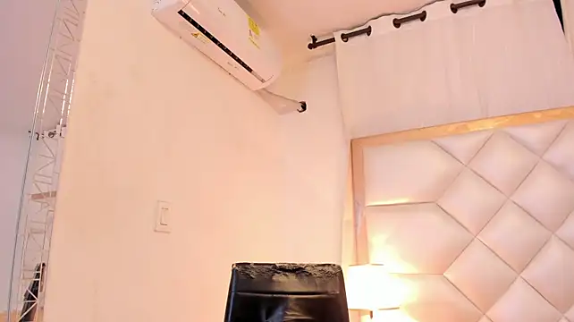 brittany069 webcam
