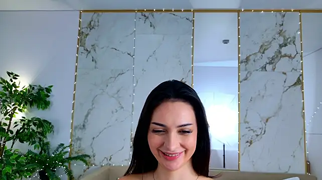 TianaFoxy webcam