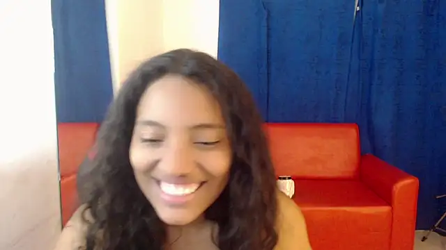 Rubievans22 webcam