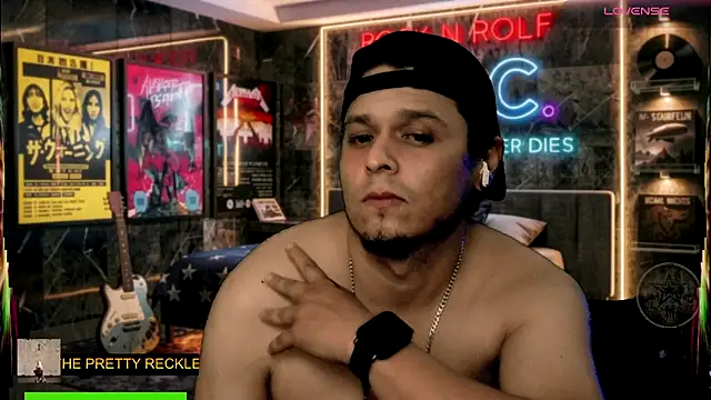 chino_roz webcam