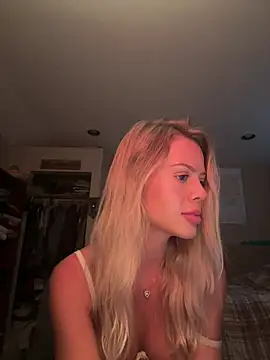 peachyblondie