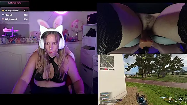 Angie-night webcam