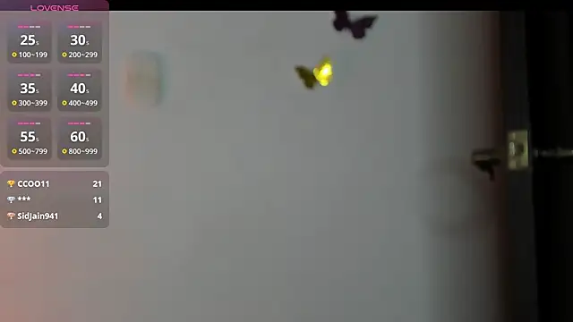 charlottekiss99 webcam