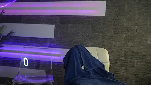 curly__milf webcam