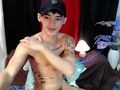 urhunky_boy webcam
