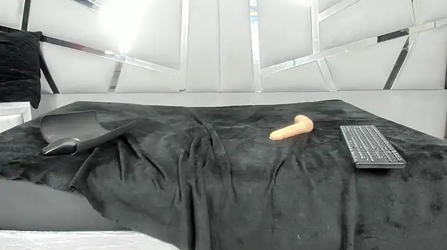 JadeWilliamss webcam