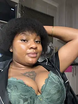 Renee-18 webcam