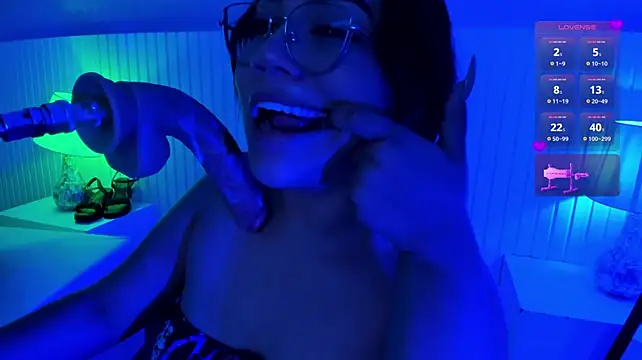 emma_smile webcam
