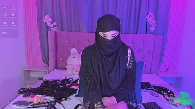 Nayla-Mouna webcam