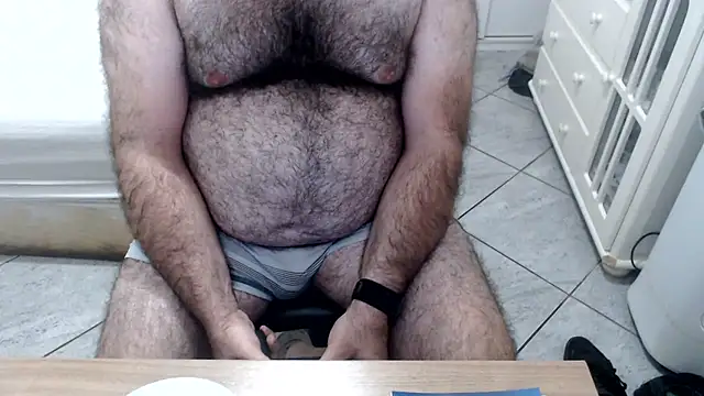 MysterBearMG live cam