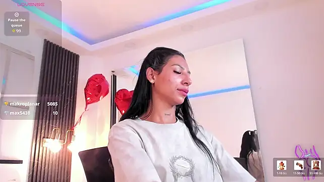 Maia_Clark520 webcam