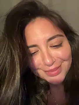 sukhakunis1 webcam