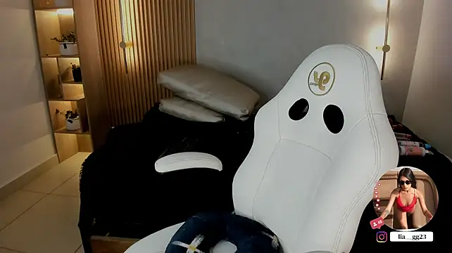 liah_cleir webcam