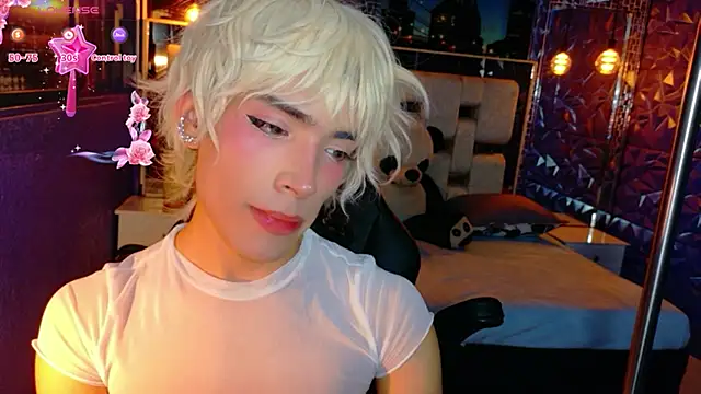 isaac_nova webcam