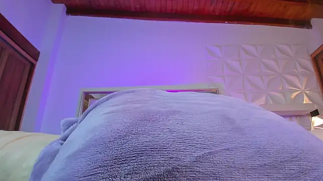 Miss_EmilyStar webcam