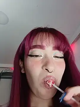 Leah_cherry webcam