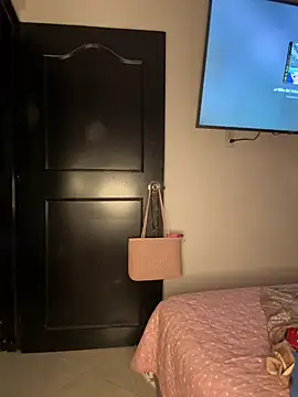 Mia-Lorette webcam