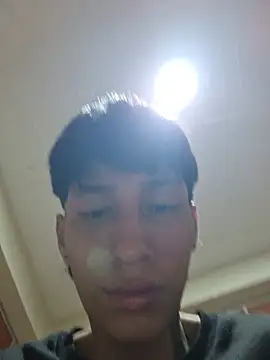 daniel_X18X webcam