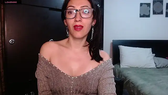 Alicelove75 webcam