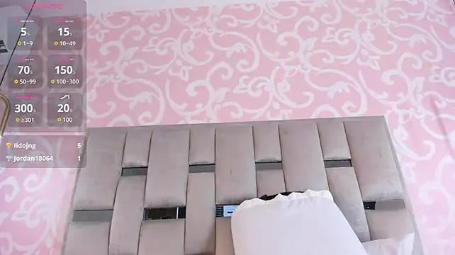 Mia_Blare webcam