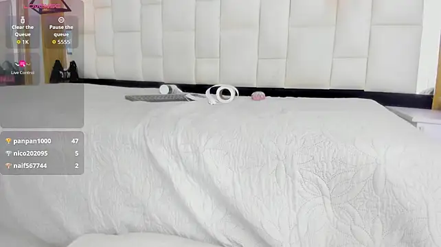 camila__rodriguez_ webcam