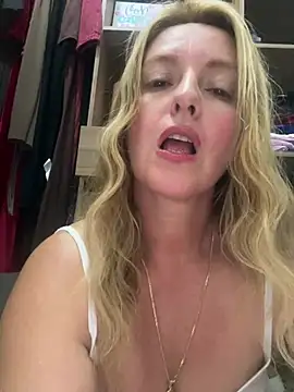 moniquerainx webcam