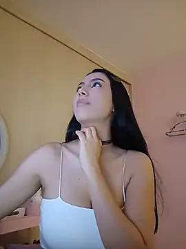 Julie_Bennet webcam