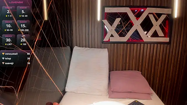 Miah_Palacio live
